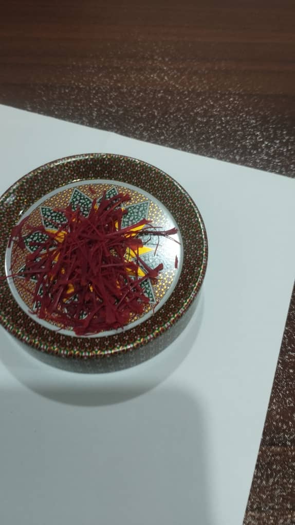 Premium Saffron Spice in Decorative Tin